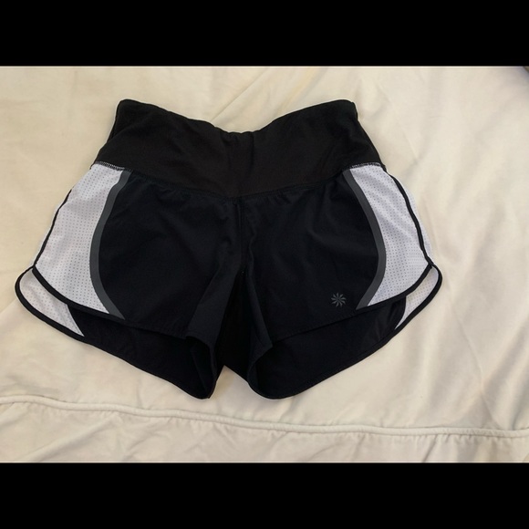 Athleta Acceleration running Shorts - Picture 2 of 9